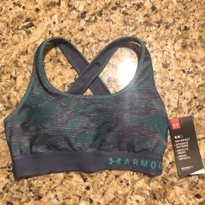 Blue green mid impact under armour sports bra